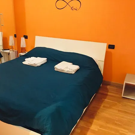 Giorgio's Station Apartment
